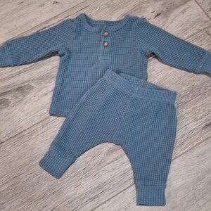 Carter's Gray Blue Waffle Knit Baby Set Sz. NB